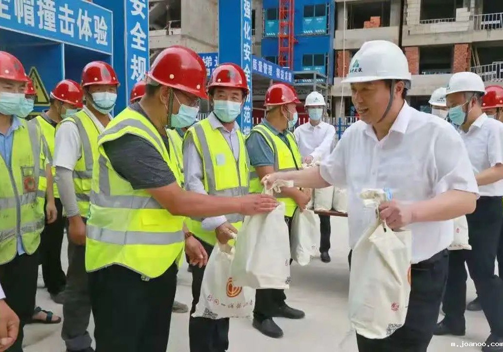 海安市委书记于立忠慰问公司在海项目员工